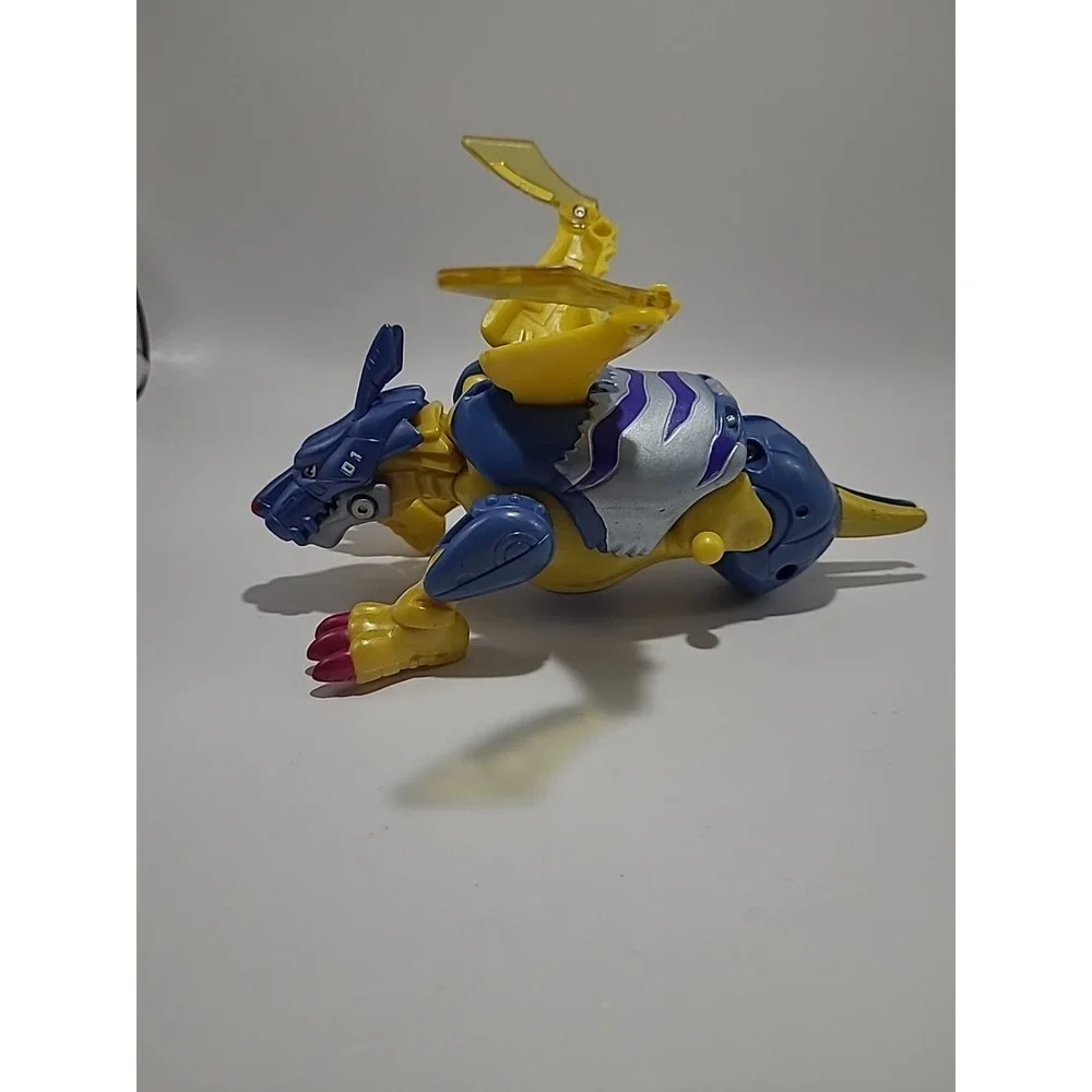 Vtg DIGIMON Digivolving Metal Garurumon digivolves to Gabumon Digimon 90%‎
